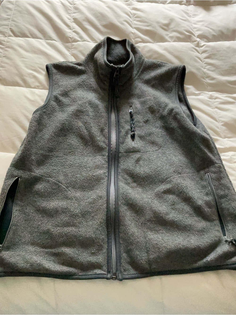 Women’s Gray Fleece Zip-Up Vest - Sleeveless Jacket